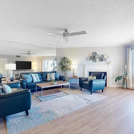 Beach Cottage 1405